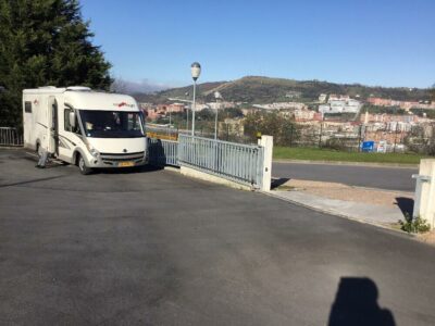 Área autocaravana en Bilbao “Parking Bilbao Hostel” en, Bizkaia