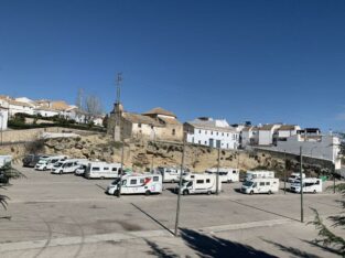 Área autocaravana en Alhama de Granada “Área de Alhama” en, Granada