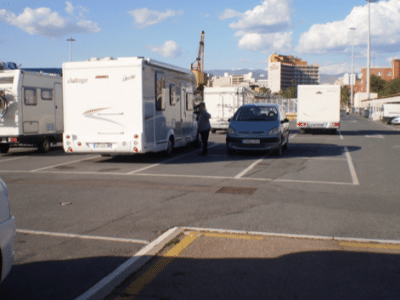 Área autocaravana en Almería “Parking Muelle de Levante” en, Almería